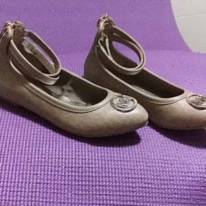 MICHAEL KORS FLATS (DRESSY)